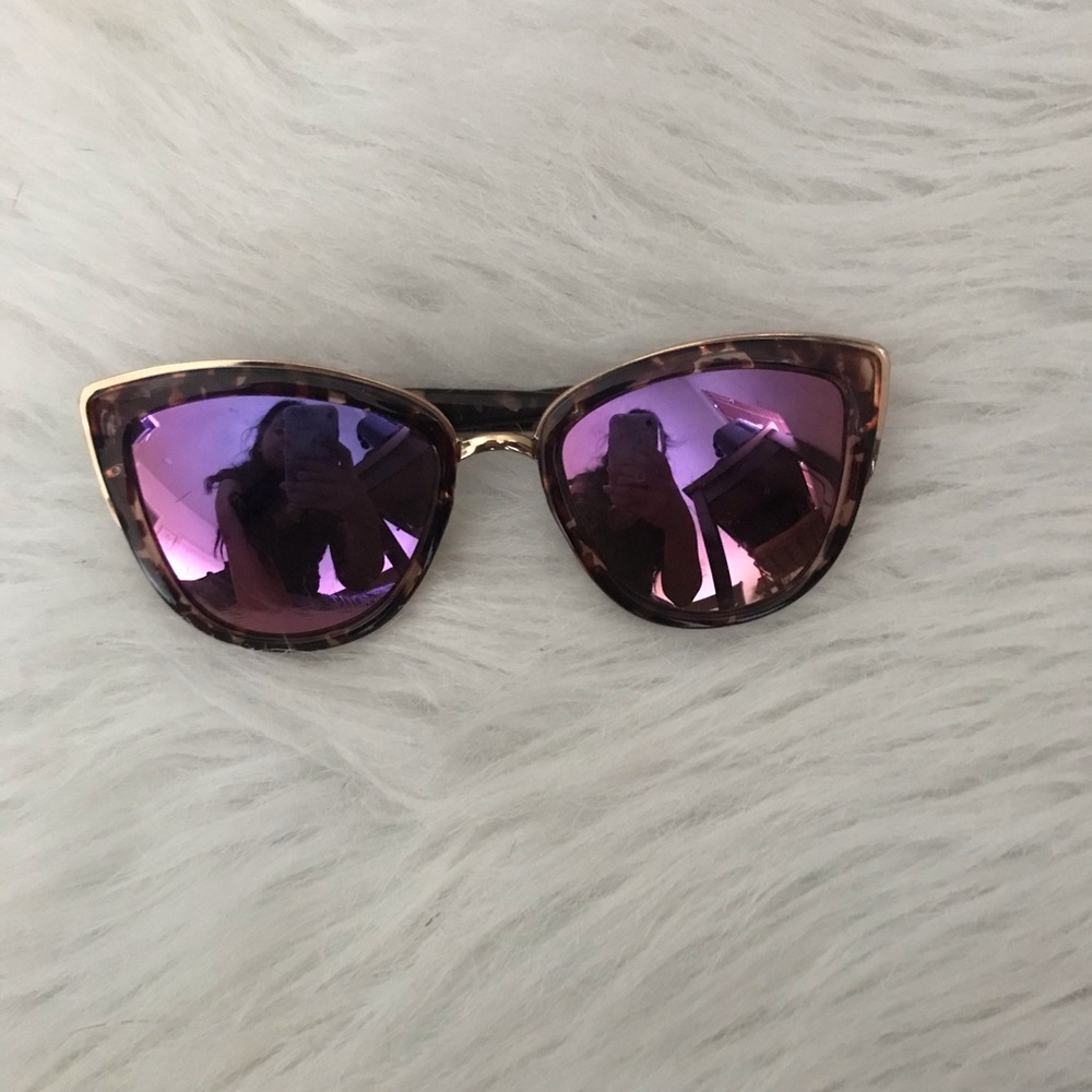 Steve Madden Sunglasses